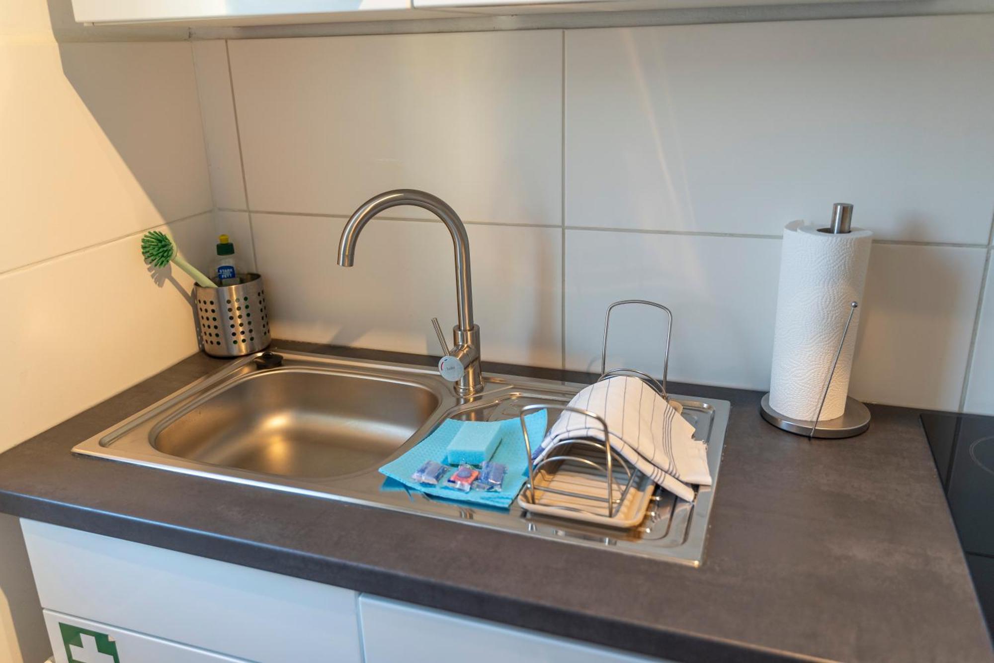 Rr - Stylish Apartment 50Qm - Wifi - Washer - Tv Magdeburg Exterior foto